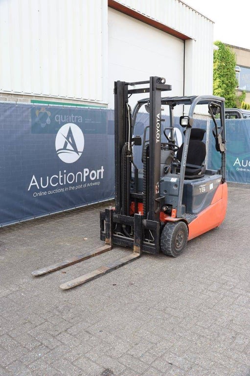 Forklift Toyota 8FBET16 Electric 1600kg 2012 2012 8FBET16 2012 1 Forklift image 9