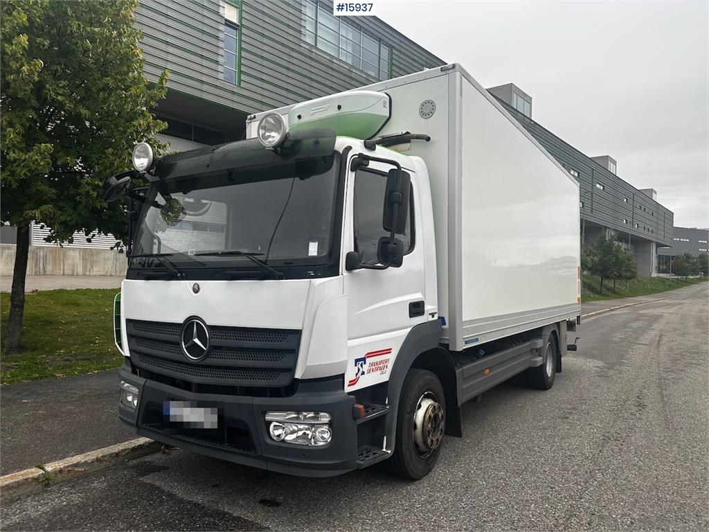 Mercedes-Benz Atego Truck w/ rear lift. 2015 15937 Atego w/ rear lift. 2015 1 image 7