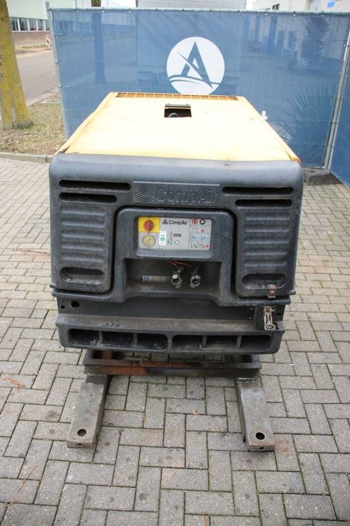 Compressor Compair C50 Diesel 2009 2009 Compair C50 2009 1 Compressors image 4