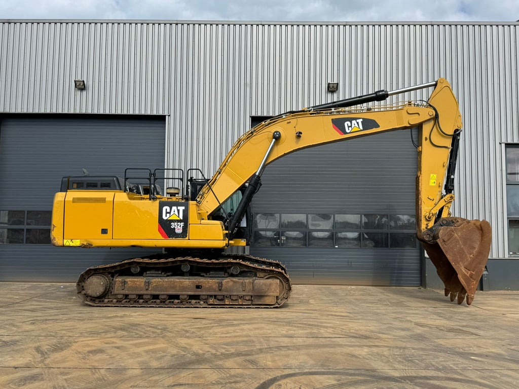 Caterpillar 352F 2018 00033405 352F 2018 1 image 6