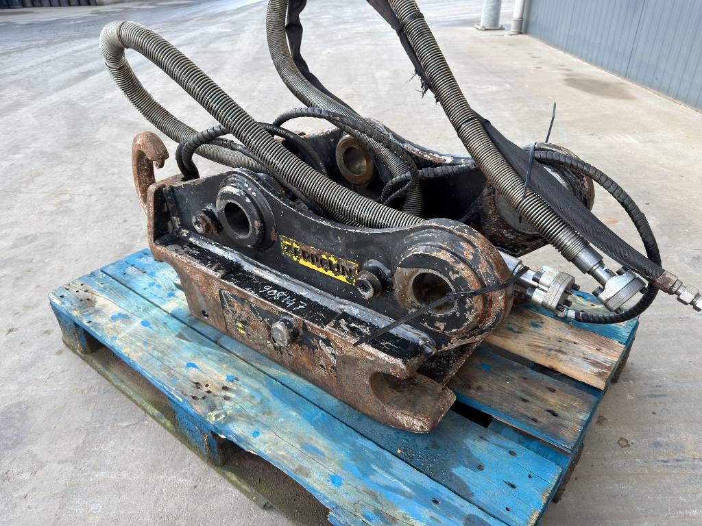 OilQuick OQ70/55 - M314F / M316F / M318F 2015 908147 OilQuick OQ70/55 - M314F / M316F / M318F 2015 1 image 6