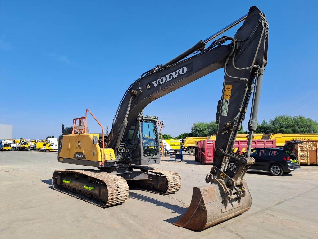 Volvo EC 220 EL 2017 ATR-2047 EC 220 EL 2017 1 Crawler Excavators image 6