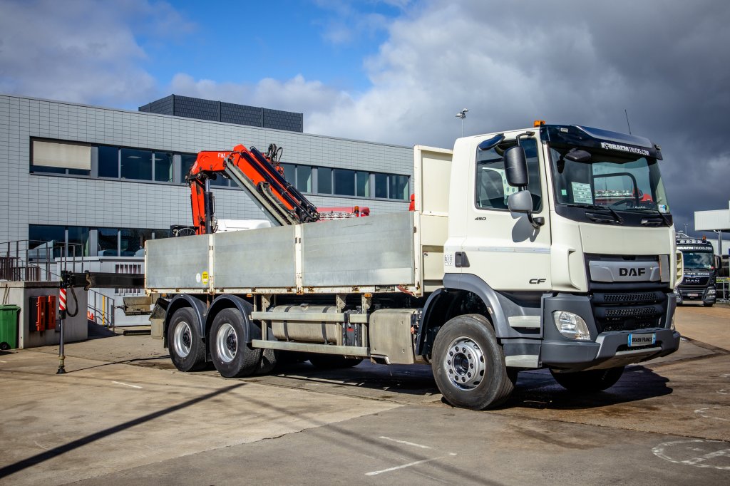 DAF CF 450-6X4+FASSI18T/M(3EXT)-78500KM 2018 E59556 DAF 450-6X4+FASSI18T/M(3EXT)-78500KM 2018 1 image 4