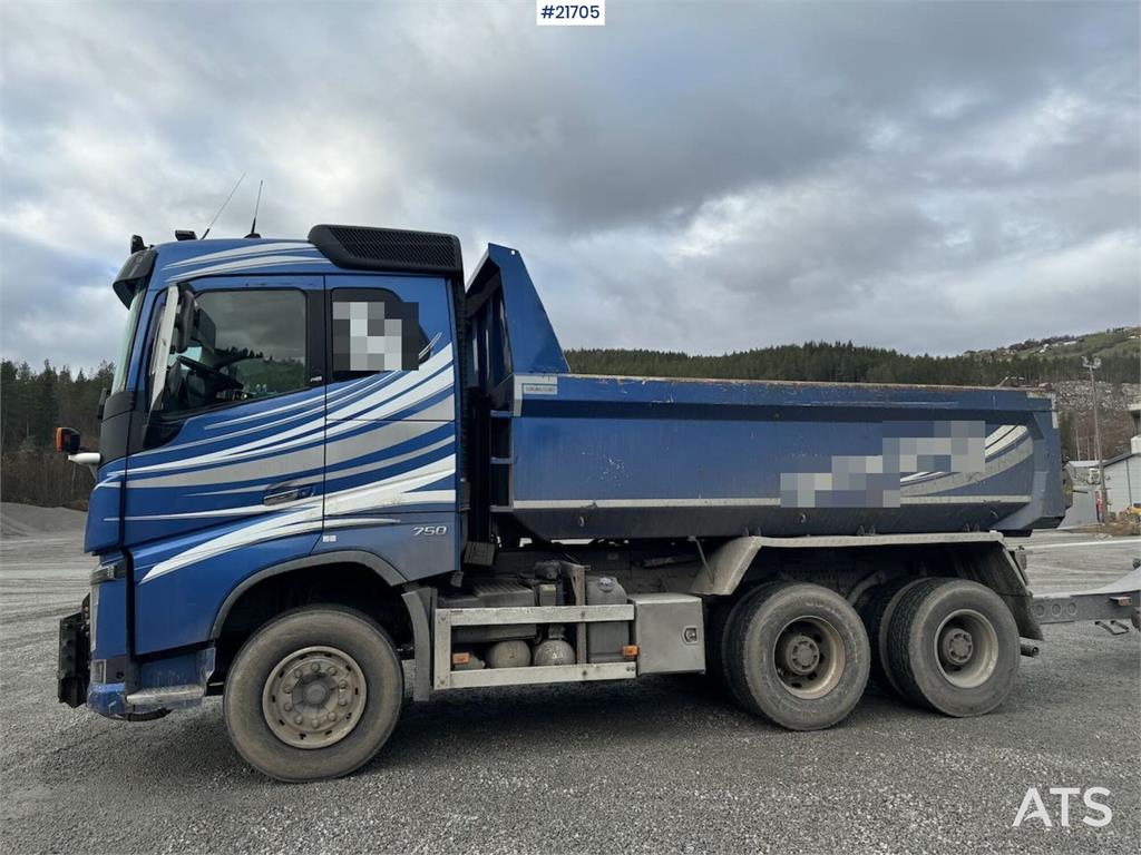 Volvo Fh16 6x4 Plow Rigged Dump Truck WATCH VIDEO 2015 21705 Fh16 6x4 Plow Rigged Dump Truck WATCH VIDEO 2015 1 Tipper tru...