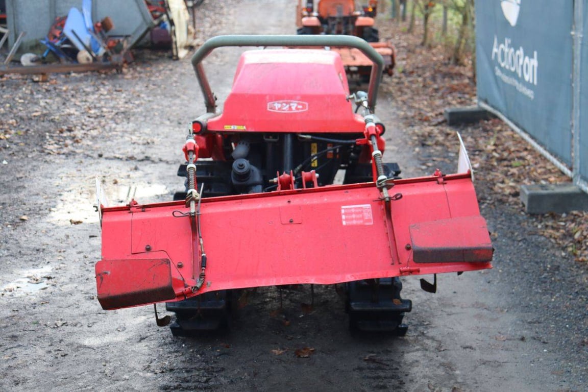 Yanmar AC-10 Diesel Tracked Mini Tractor AC10 1 Tracked Dumpers image 5