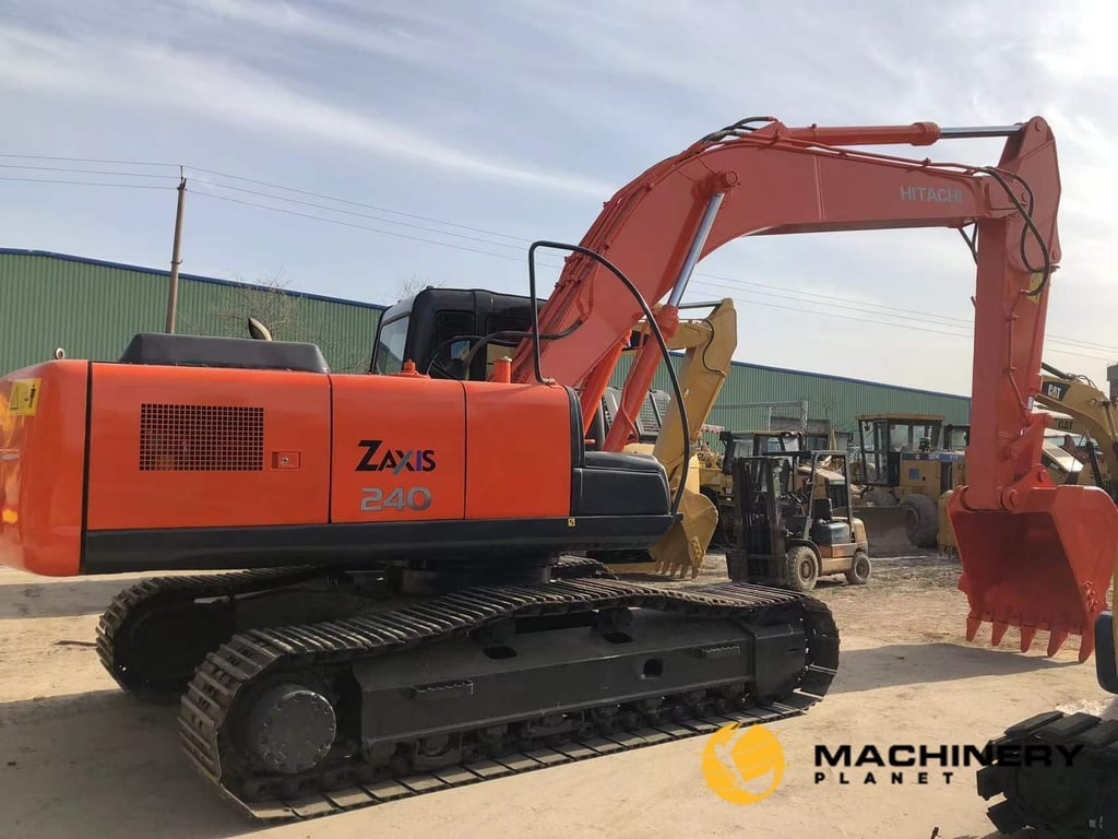 Hitachi ZX240 Crawler Excavator Original For Sale ZX240 2020 1 Crawler Excavators image 7