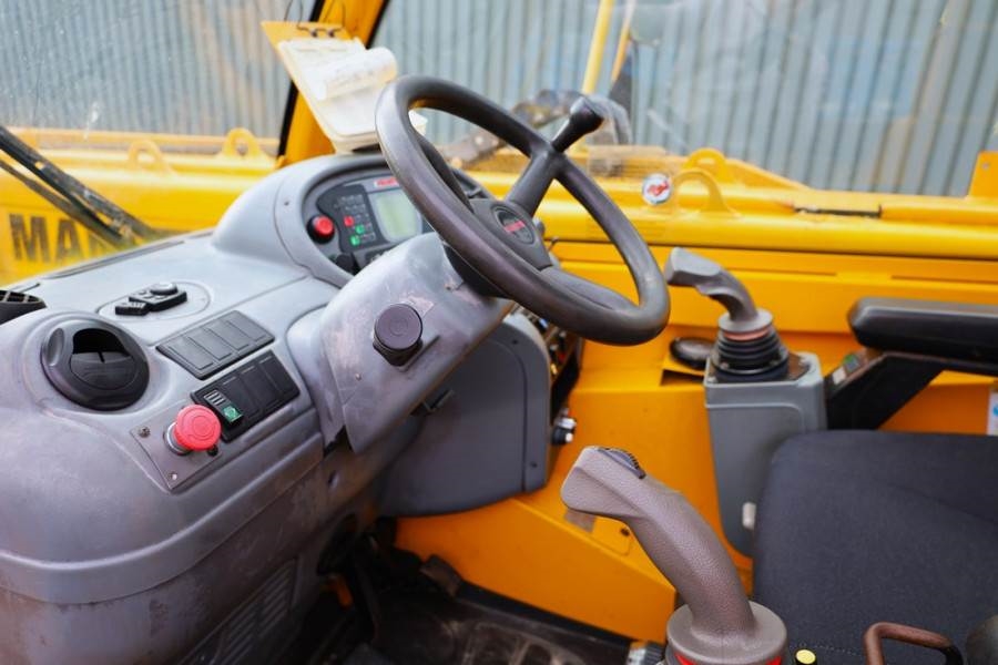 Manitou MRT2150+ Diesel, 4x4x4 Drive, 5t Cap. 20.6m Boom, 2011 MANITOU - MRT2150+ - 63012 MRT2150+ Diesel, 4x4x4 Drive, 5t...