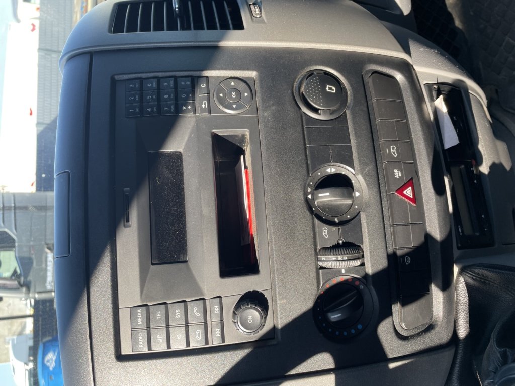 MERCEDES SPRINTER 516 CDI - 64 558 KM 2015 C00112 SPRINTER 516 CDI - 64 558 KM 2015 1 image 6