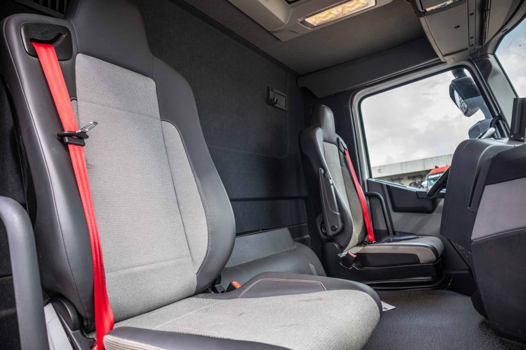 RENAULT T 460+SILO/ 5 COMP. 2016 E62662 Renault T 460+SILO/ 5 COMP. 2016 1 image 13