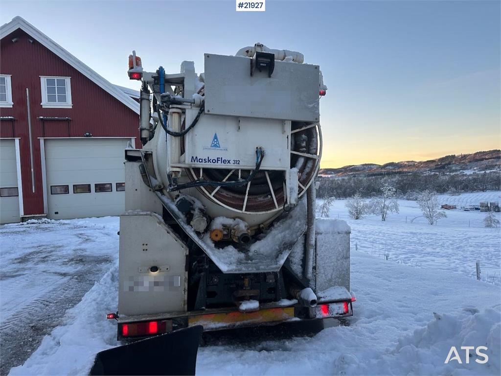 MAN TGA 26.430 6x2 Suction/Flushing Truck with Maskofl 2005 21927 MAN TGA 26.430 6x2 Suction/Flushing Truck with Maskofl 2...