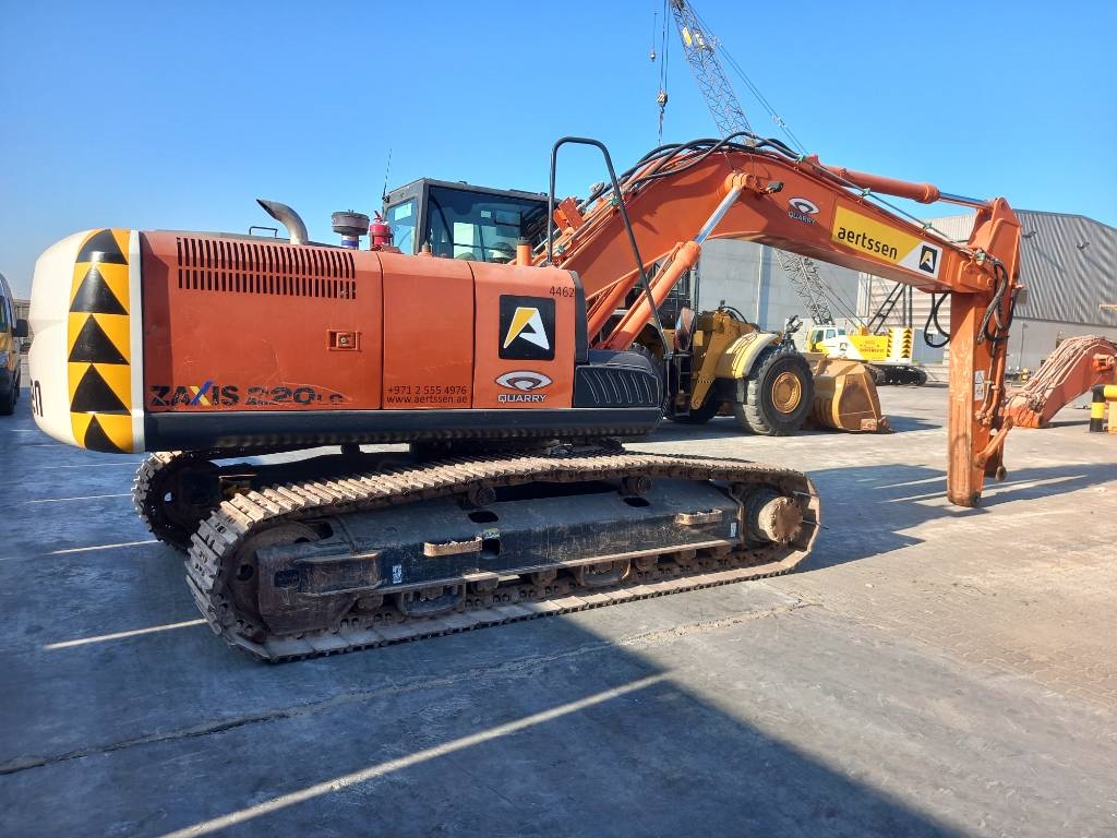 Hitachi ZX220LC (Abu Dhabi) 2021 ETR-1161 ZX220LC (Abu Dhabi) 2021 1 Crawler Excavators image 3
