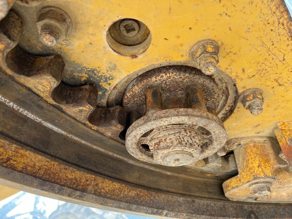 CAT 140H 2003 207577 140H 2003 1 Motor graders image 9