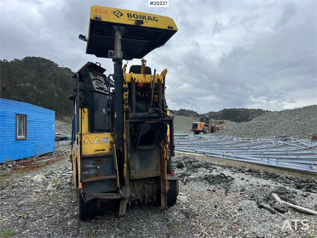 Bomag BM600/15 Asphalt milling machine. WATCH VIDEO 2013 20327 BM600/15 Asphalt milling machine. WATCH VIDEO 2013 1 image 15