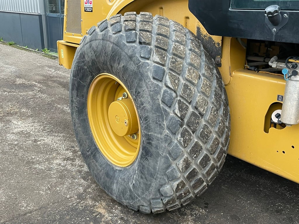Caterpillar CS66B 2018 00033743 CS66B 2018 1 image 15