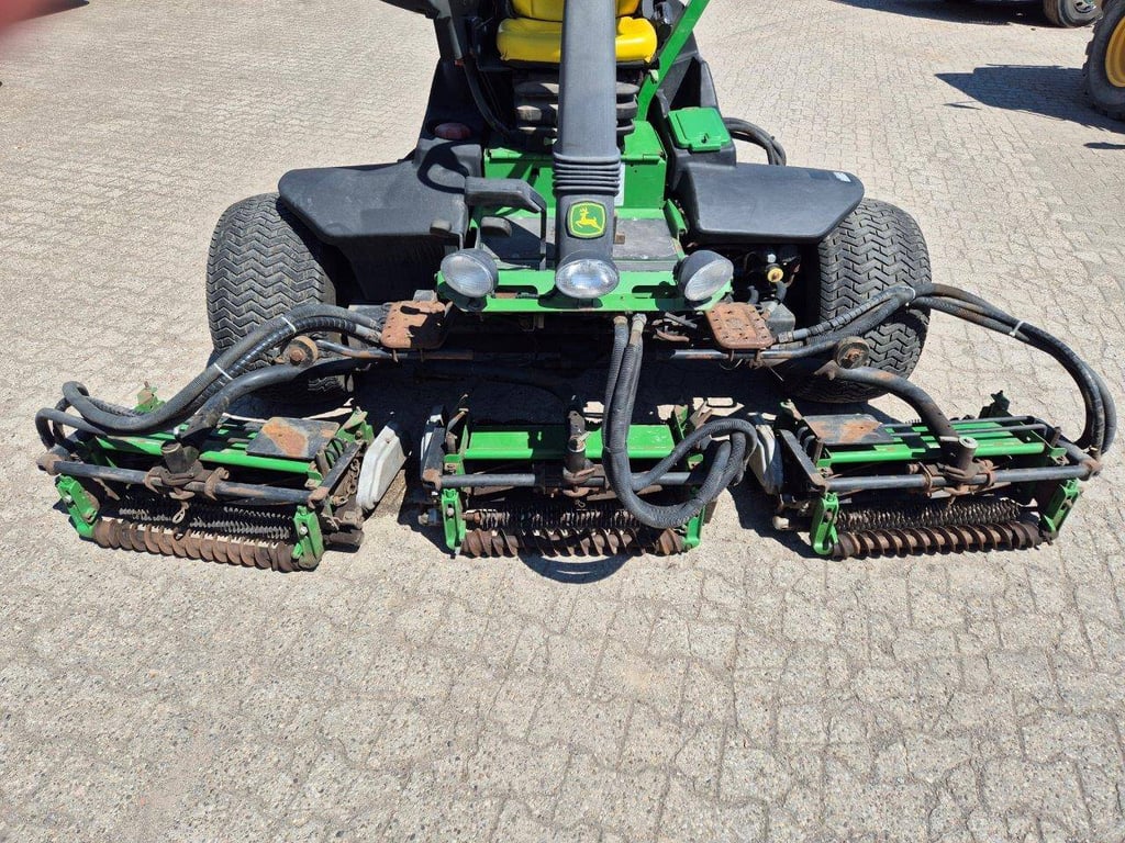 John Deere 8700 PC FM Diesel Riding Mower 2010 8700 PC FM 2010 1 image 10