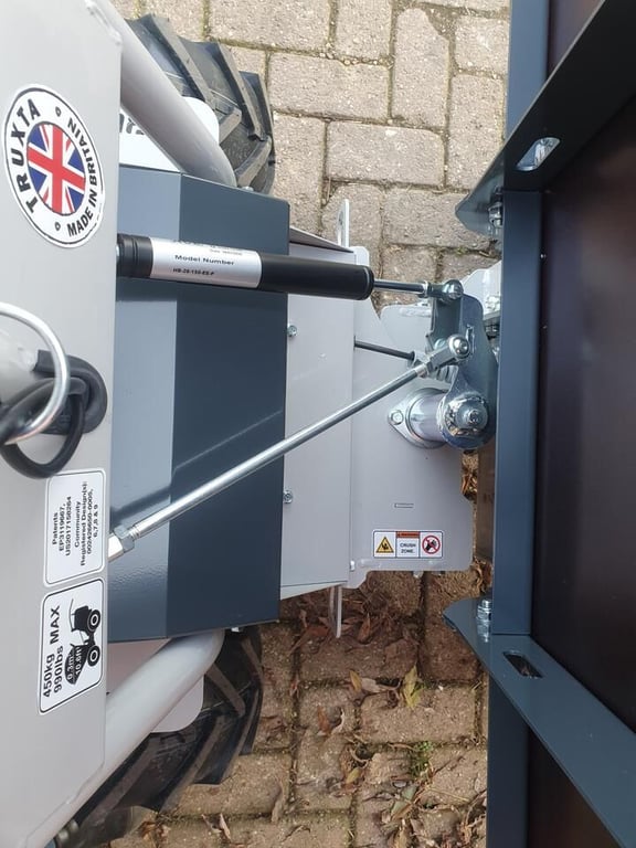 Heavy machinery product image - Image 11 of 11