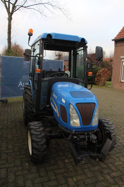 Mini tractor New Holland Boomer 35 Diesel 35hp 2017 2017 Boomer 35 2017 1 image 6