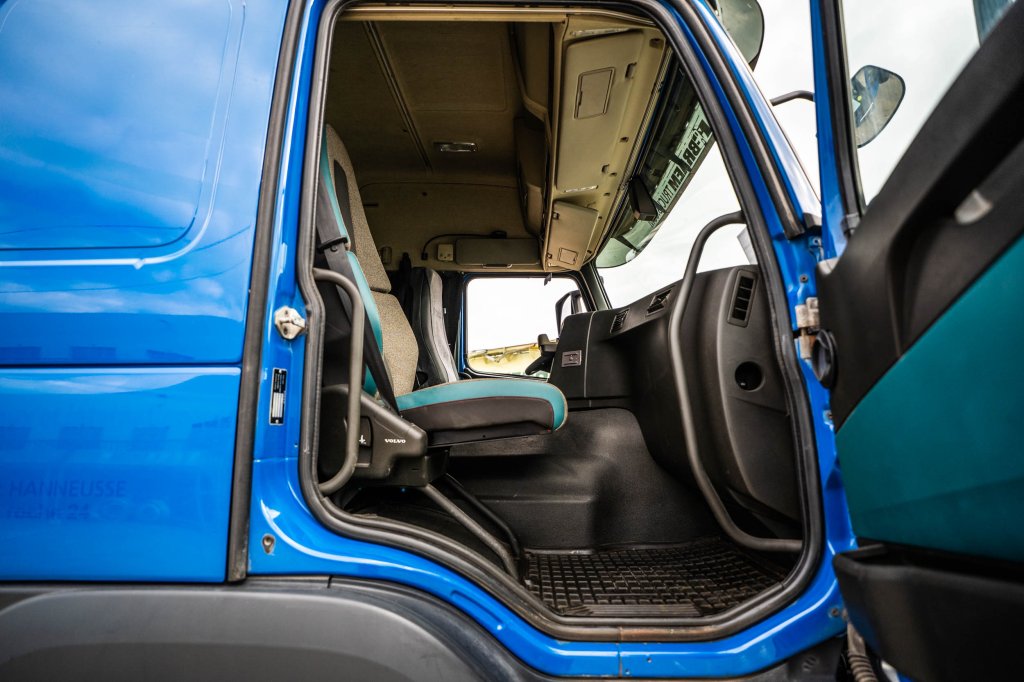 VOLVO FM 420 + KIPHYDR. 2018 E64736 FM 420 + KIPHYDR. 2018 1 image 13