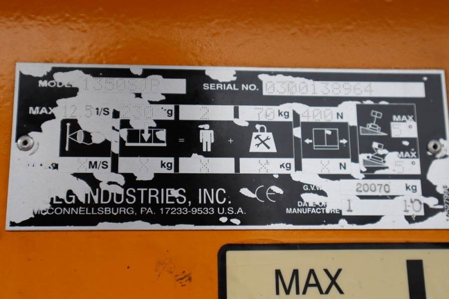 JLG 1350SJP Diesel, 4x4x4 Drive 43.3m Working Height, 2010 JLG - 1350SJP - 61689 1350SJP Diesel, 4x4x4 Drive 43.3m Working...