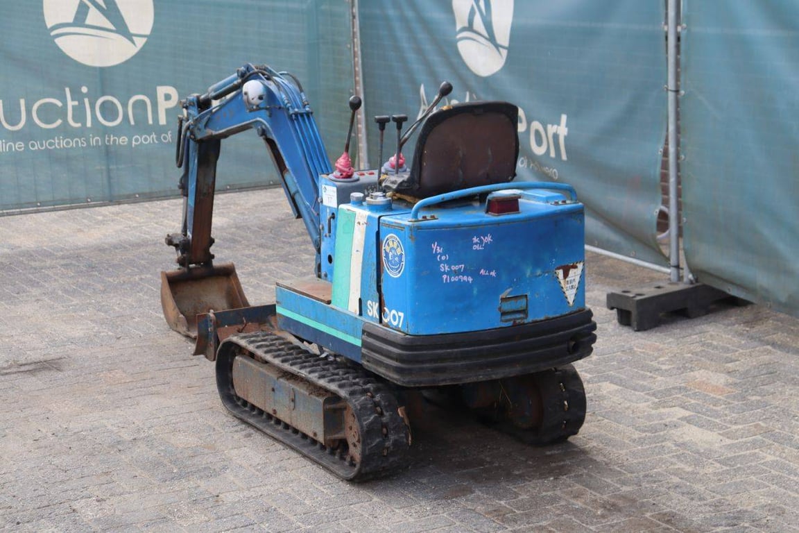 Mini excavator Kobelco SK007 Diesel SK007 1 image 4