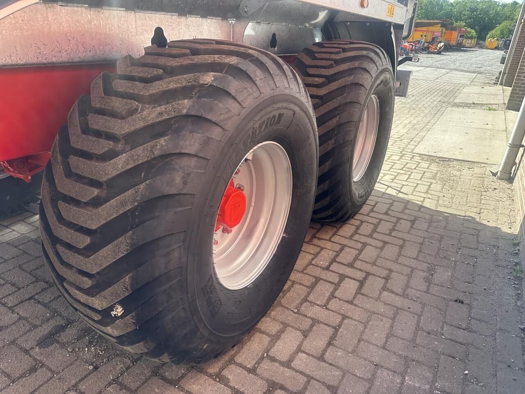 Vaia MB100 watertank met 8'' zuigarm - Nieuw 2025 12431 Vaia MB100 watertank met 8'' zuigarm - Nieuw 2025 0 image 9