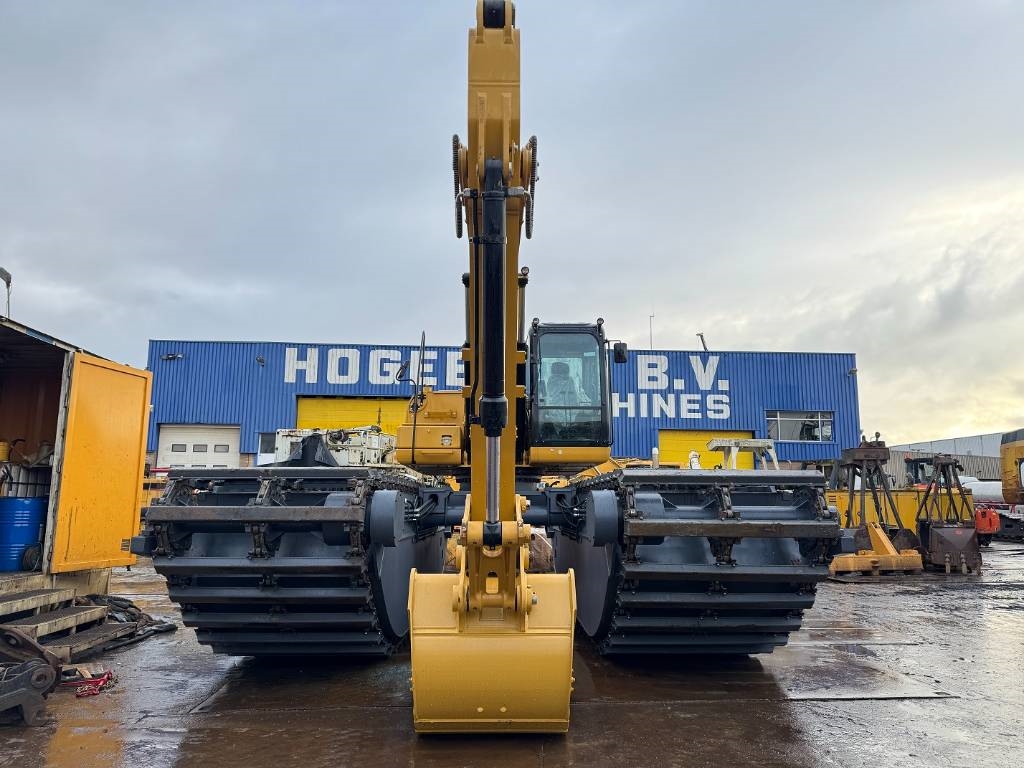 CAT 320 swampbuggy amphibious bigfloat 2025 5253 320 swampbuggy amphibious bigfloat 2025 1 Crawler Excavators image 10