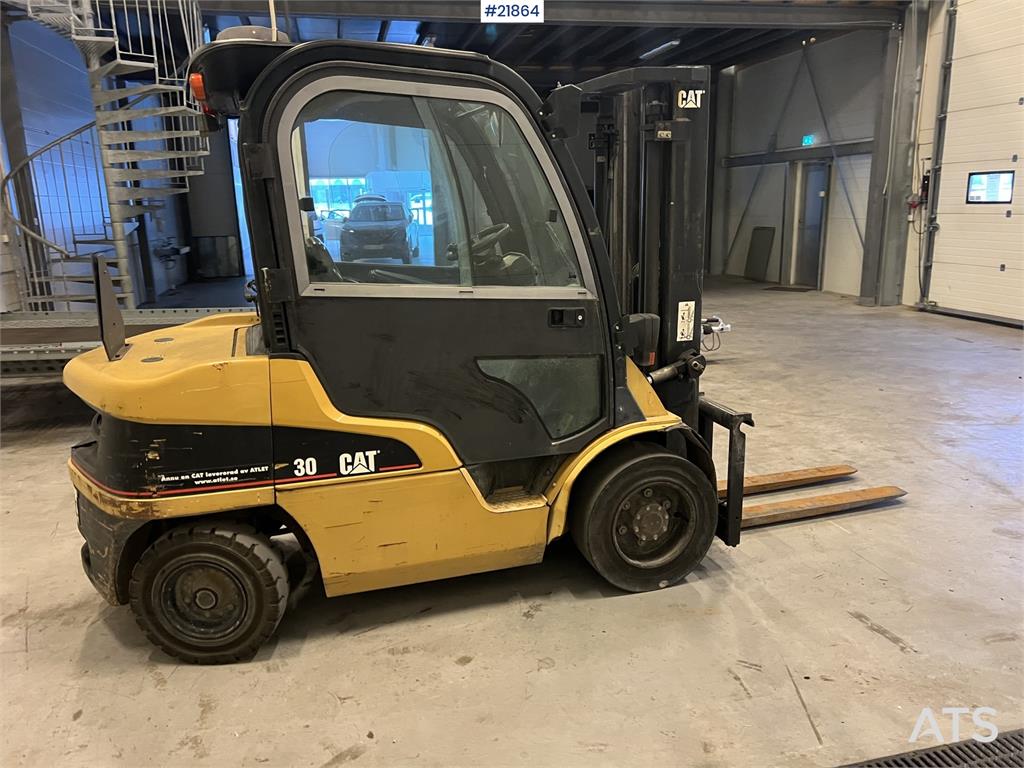 CAT DP30N 2005 21864 DP30N 2005 1 Forklift image 7