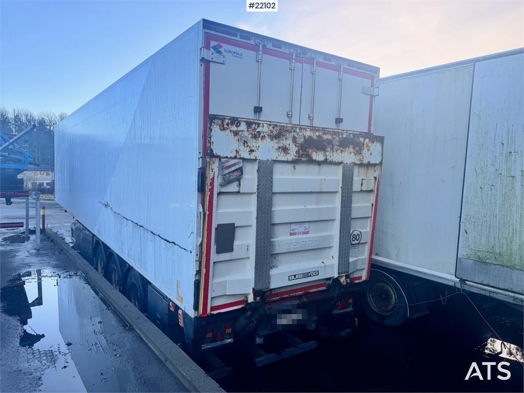 HFR box semi-trailer with refrigeration/freezer unit 2013 22102 HFR box semi-trailer with refrigeration/freezer unit 2013 ...