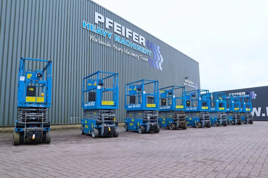 Genie GS1932 Electric, Working Height 7.8 m, 227kg Capac 2013 GENIE - GS1932 - 90017 GS1932 Electric, Working Height 7.8 m...