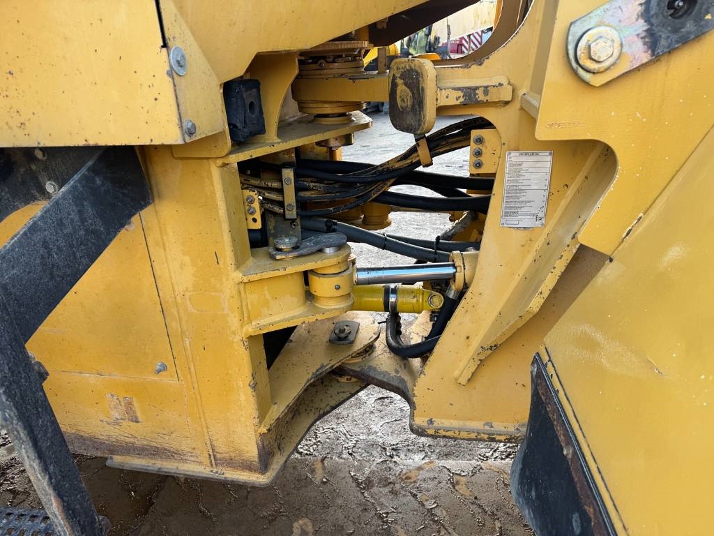 CAT 938 G 1998 5458 938 G 1998 1 Wheel Loaders image 10