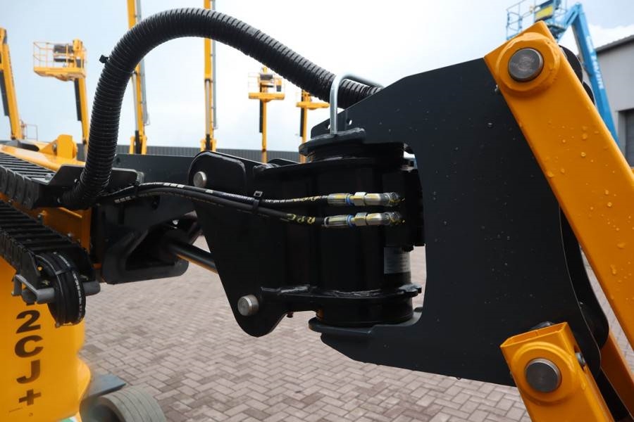 Haulotte HA12CJ+ Guarantee! Electric, 12 m Working Height, 2025 HAULOTTE - HA12CJ+ - 63772 HA12CJ+ Guarantee! Electric, 12...