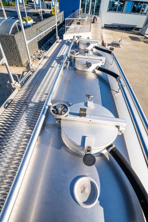 DAF LF 320+ETA 11.000 L/3 COMP. -LAIT/MILCH/MILK 2019 E64455 DAF LF 320+ETA 11.000 L/3 COMP. -LAIT/MILCH/MILK 2019 1 image 9