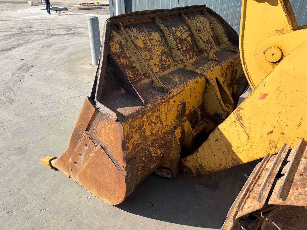 CAT 953 - Ripper 1986 206459 953 - Ripper 1986 1 image 13