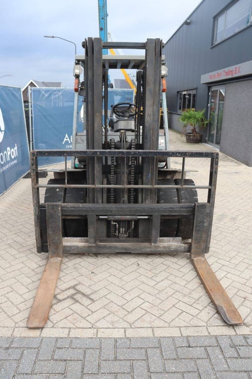 Forklift Yang FD-45TIP Diesel 4500kg 4.7m 1999 1999 Yang FD-45IIP 1999 1 Forklift image 8