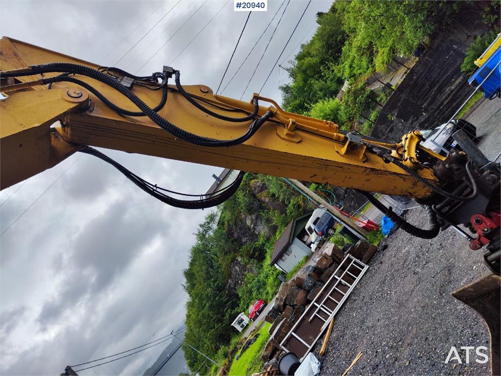 Komatsu PC78US-10 excavator with rototilt and 3 buckets. W 2017 20940 PC78US-10 excavator with rototilt and 3 buckets. W 2...