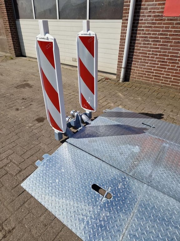 Leidingdrempel / road ramp 2024 10706 Leidingdrempel / road ramp 2024 0 image 5