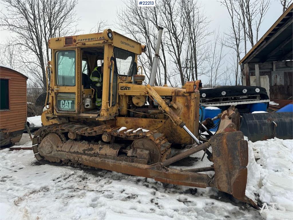 CAT D5B 1980 22213 D5B 1980 1 Dozers image 4