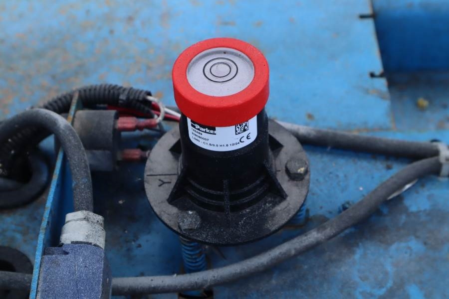 Genie GS2632 Electric, Working Height 10m, 227kg Capacit 2006 GENIE - GS2632 - 62759 GS2632 Electric, Working Height 10m, ...