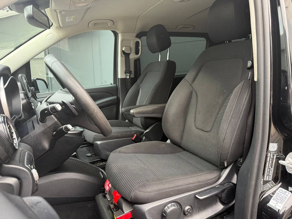 Mercedes-Benz V250 d Automatic Diesel 2020 2020 V-Klasse (W447) _ V250 d Automatic 2020 1 image 13