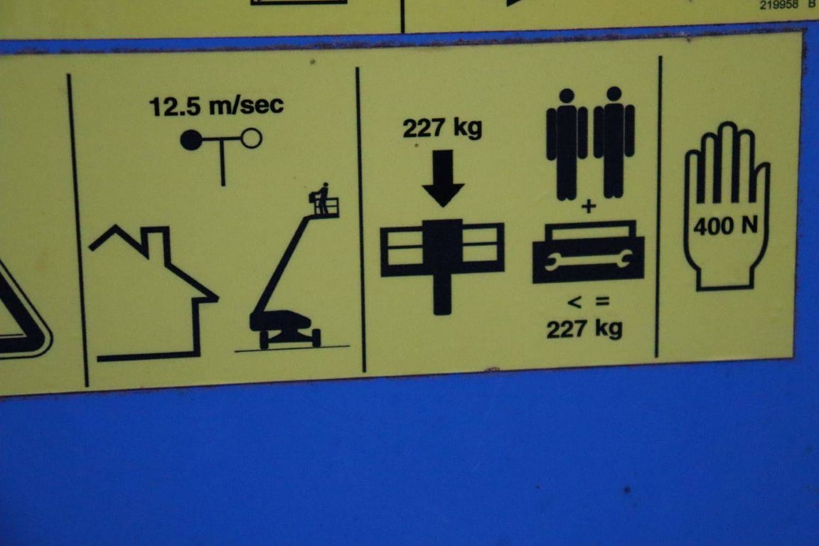 Genie Z45/25J Diesel 16m Articulated Boom Lift 2000 2000 Z45/25J 2000 1 image 15