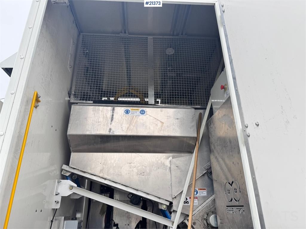 DAF LF260 Shredder Truck. 37,000 km! Must See! 2020 21373 DAF LF260 Shredder Truck. 37,000 km! Must See! 2020 1 image 13