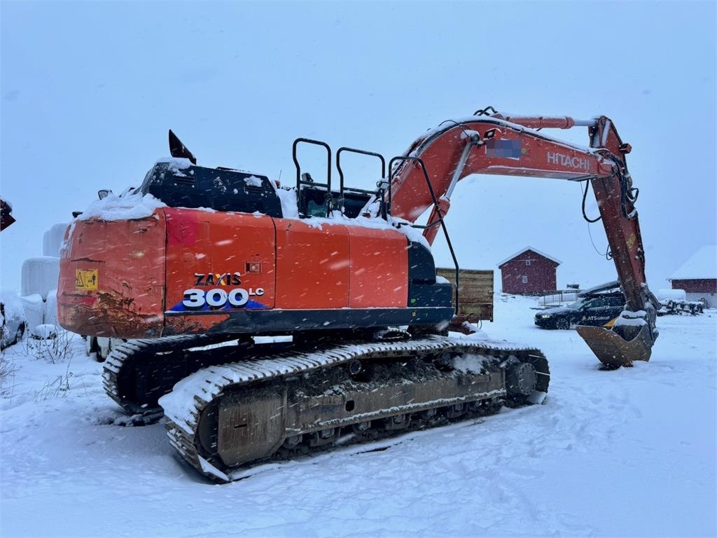 Hitachi ZX300LC-6 crawler excavator with digging bucket 2019 22126 ZX300LC-6 crawler excavator with digging bucket 2019 1 ...