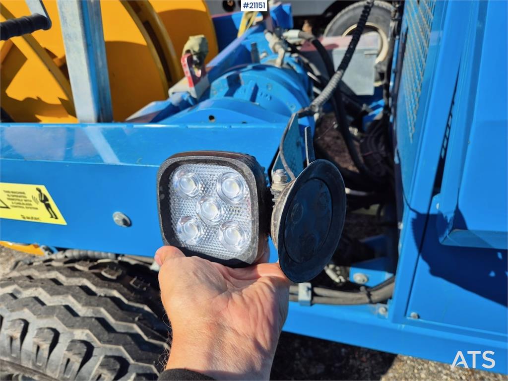 Omac F10 Stretching Machine. Like New. 2022 21151 Omac F10 Stretching Machine. Like New. 2022 1 image 10