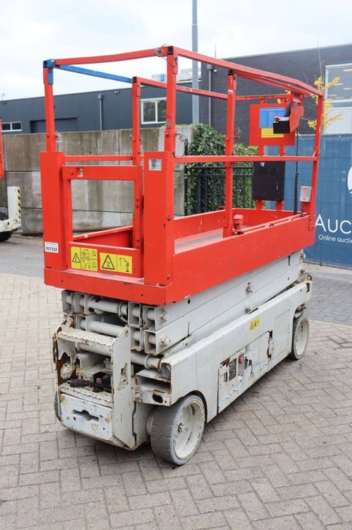 Scissor lift Genie GS-2032 Electric 8m 2013 2013 GS-2032 2013 1 Scissor Lifts image 6