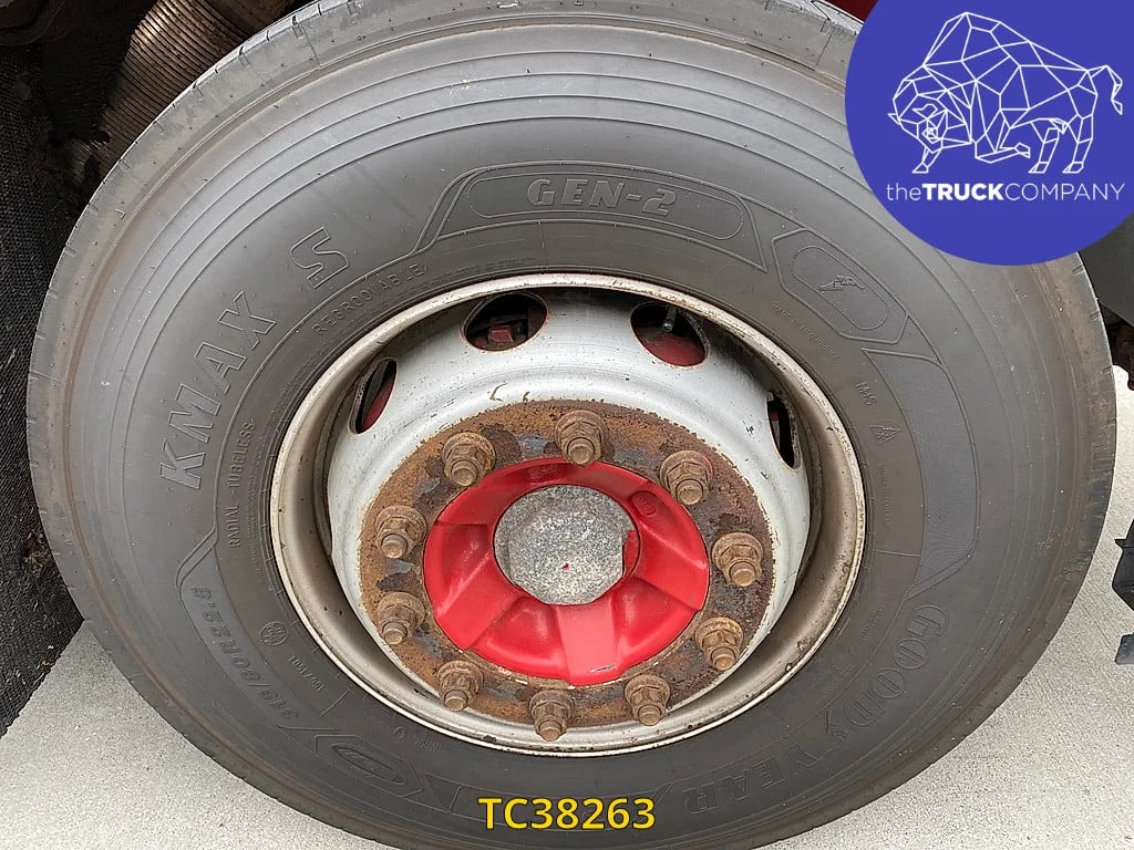 Volvo FM 330 2013 TC38263 FM 330 2013 1 image 12