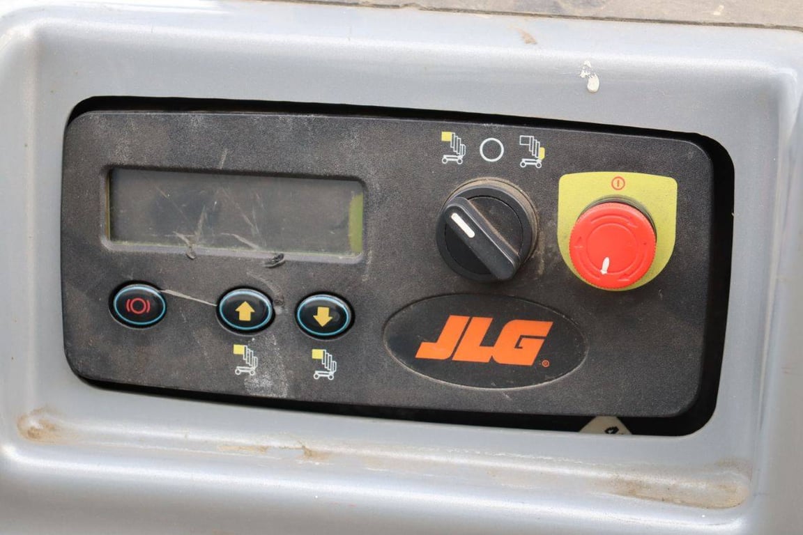 JLG 10MSP Electric Mast Lift 5.05m 2013 2013 10MSP 2013 1 image 11