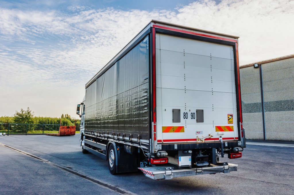 MAN TGX 18.400 XLX+HAYON 2021 E60782 TGX 18.400 XLX+HAYON 2021 1 image 8