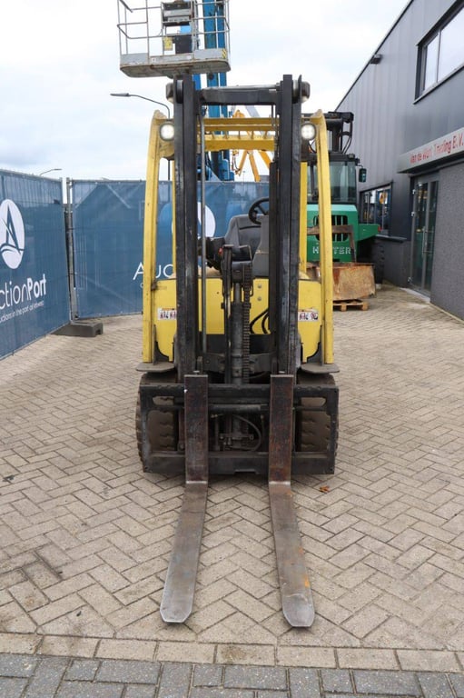 Hyster J3.0XN Electric Forklift 2330kg 3.2m 2011 2011 J3.0XN 2011 1 Forklift image 8