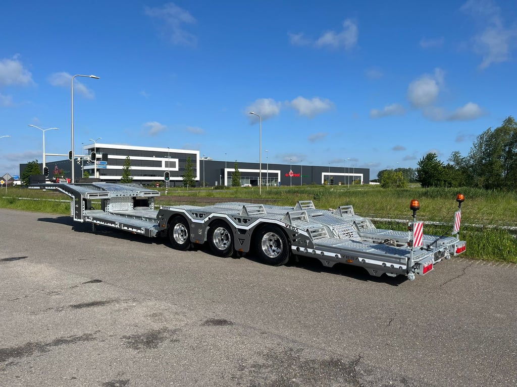 VEGA Trailer PROMAX 3 axle trucktransporter direct rijden!!!!!!!!!!! 2024 00032298 VEGA Trailer PROMAX 3 axle trucktranspo...
