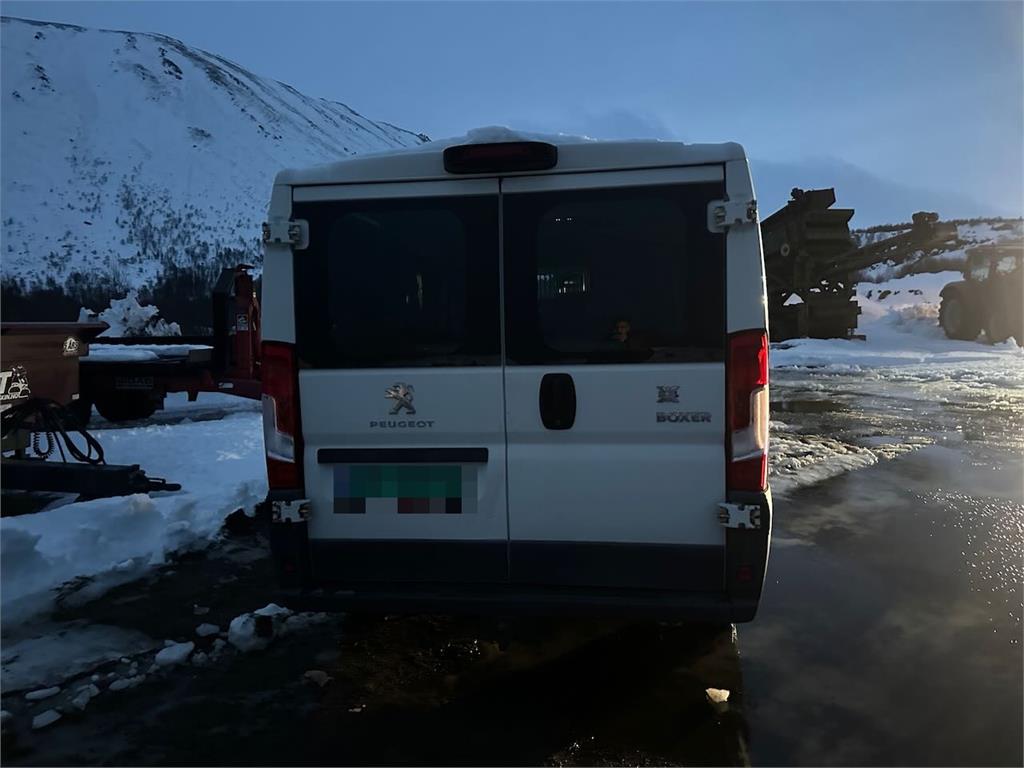Peugeot Boxer 2017 21925 Peugeot 2017 1 Closed vans image 5